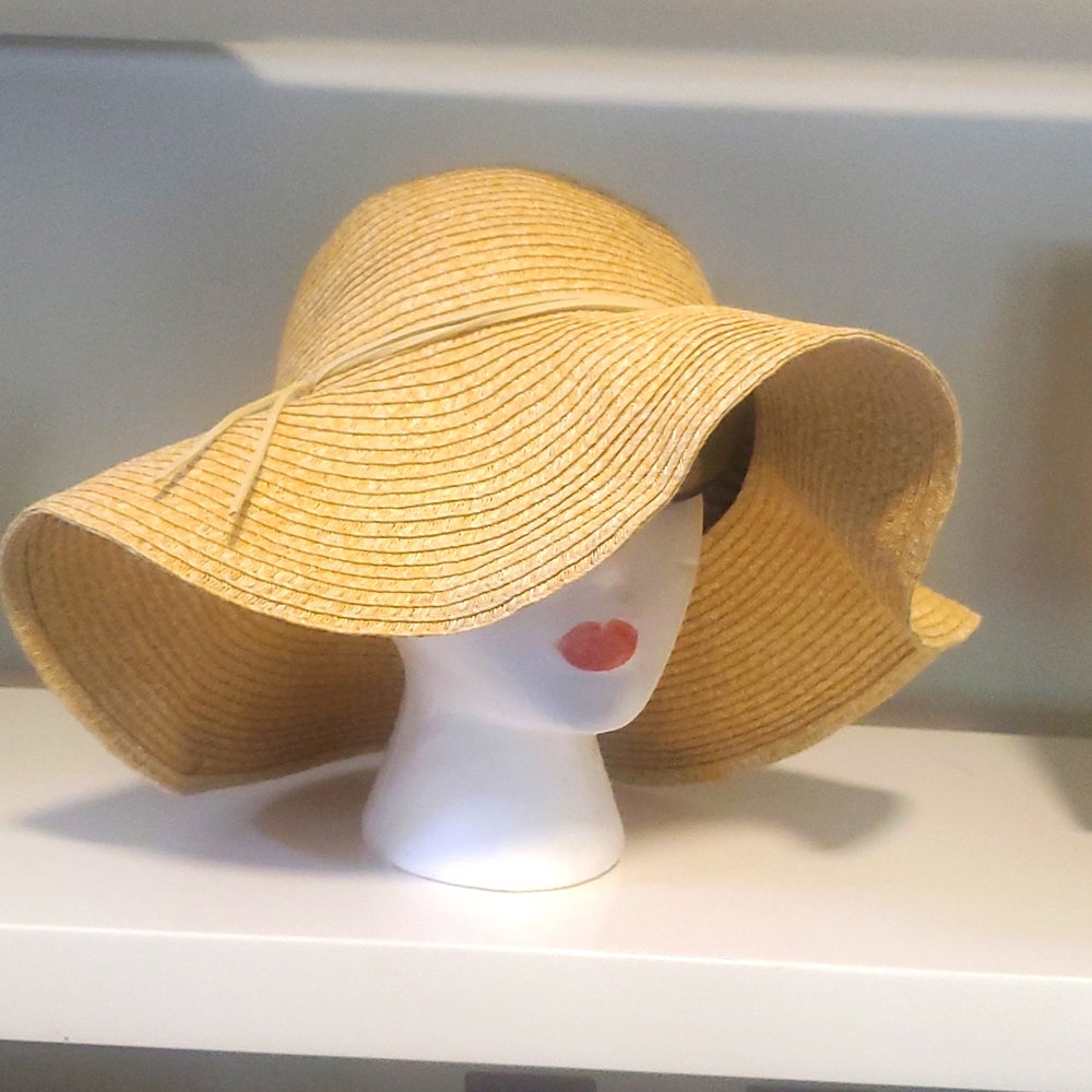 August Hat Company Tan Natural Wide Brim Beach Hat